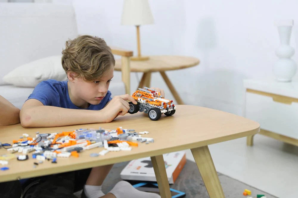 Apitor Super Bot Codable Robot Kit