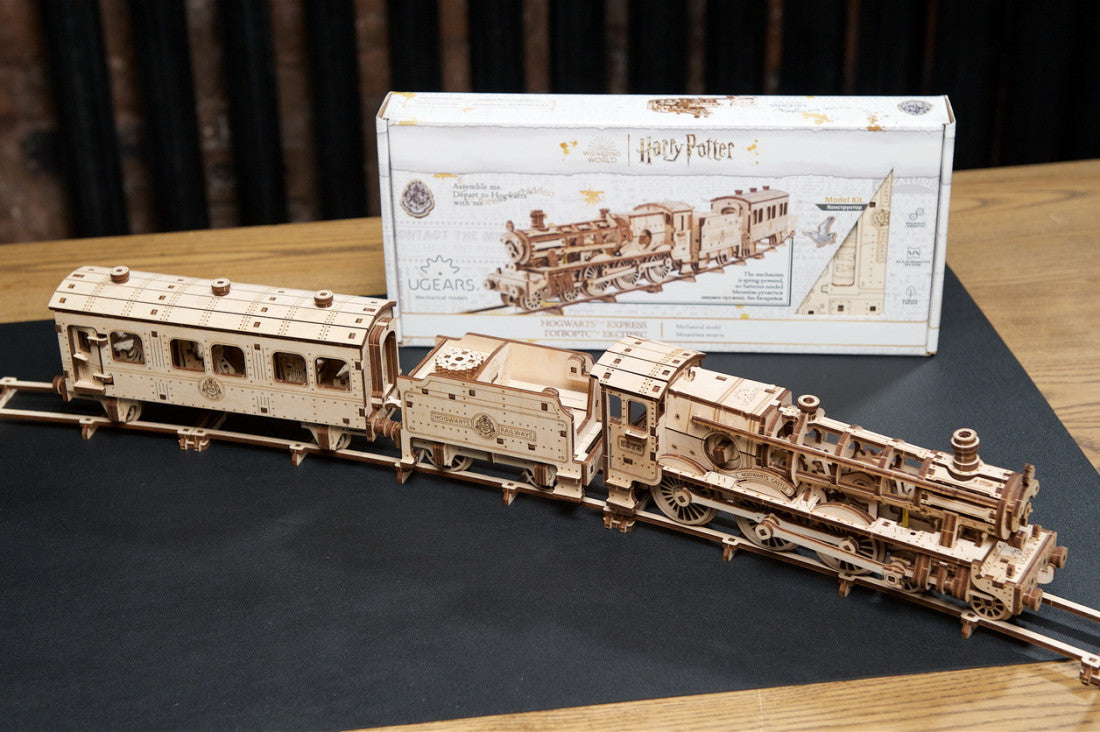 Ugears - Harry Potter - Hogwarts Express Model