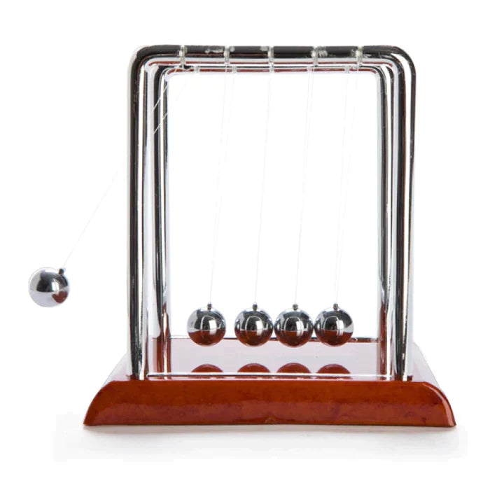 Newtons Cradle Wood